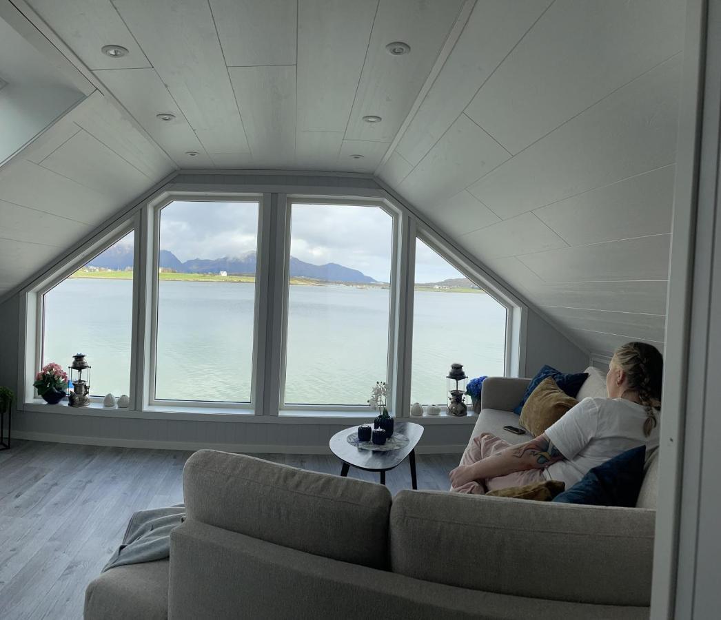 Luxurious Cabin By The Waterfront Leknes Buitenkant foto